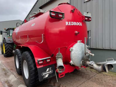 Redrock 3500 gallon tanker