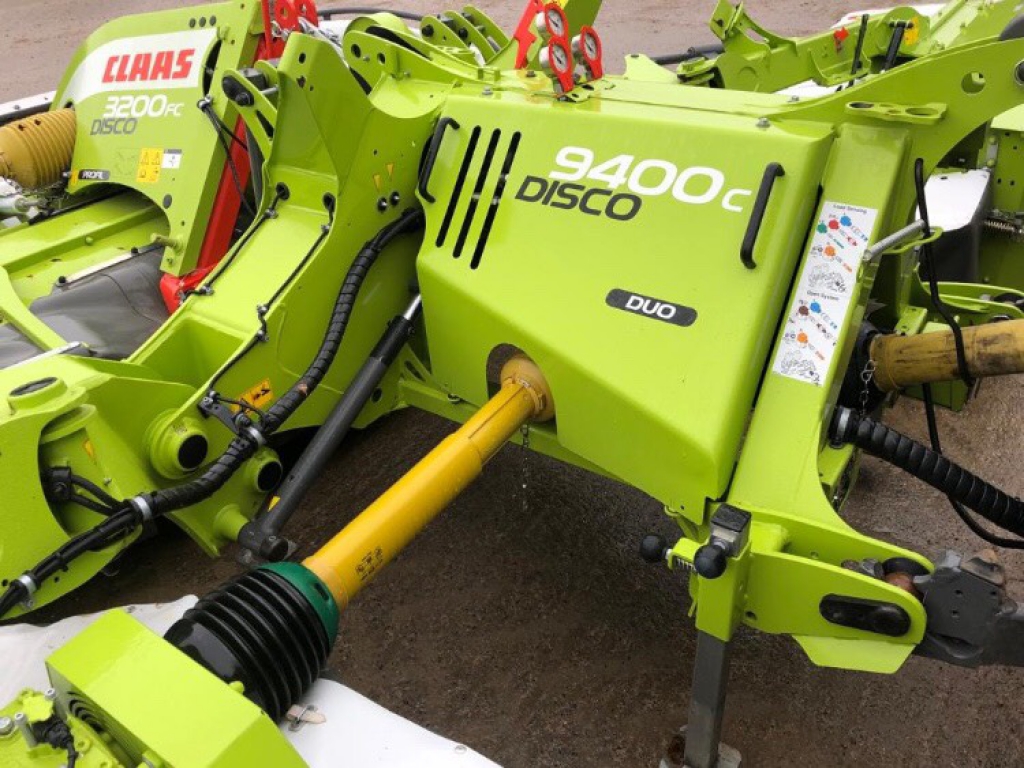 Claas Disco 9400C + 3200FC mower conditioners