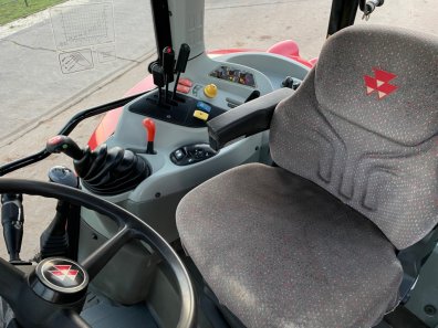 Massey Ferguson 5465