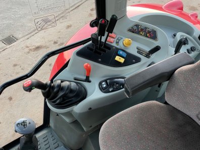 Massey Ferguson 5465