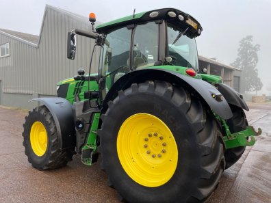 John Deere 6175R