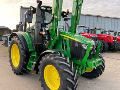 John Deere 6120M