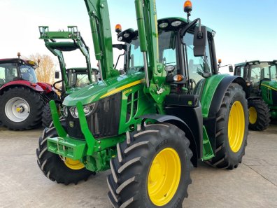 John Deere 6120M