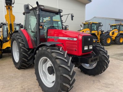 Massey Ferguson 4370