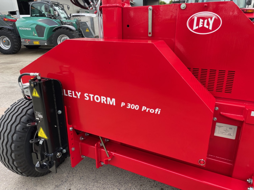 Lely Storm P 300 Profi trailed forager