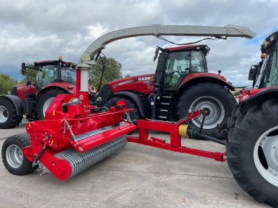 Lely Storm P 300 Profi trailed forager