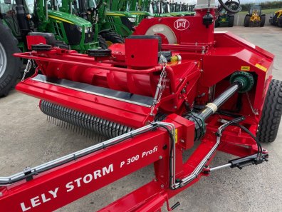 Lely Storm P 300 Profi trailed forager