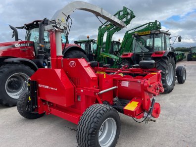 Lely Storm P 300 Profi trailed forager