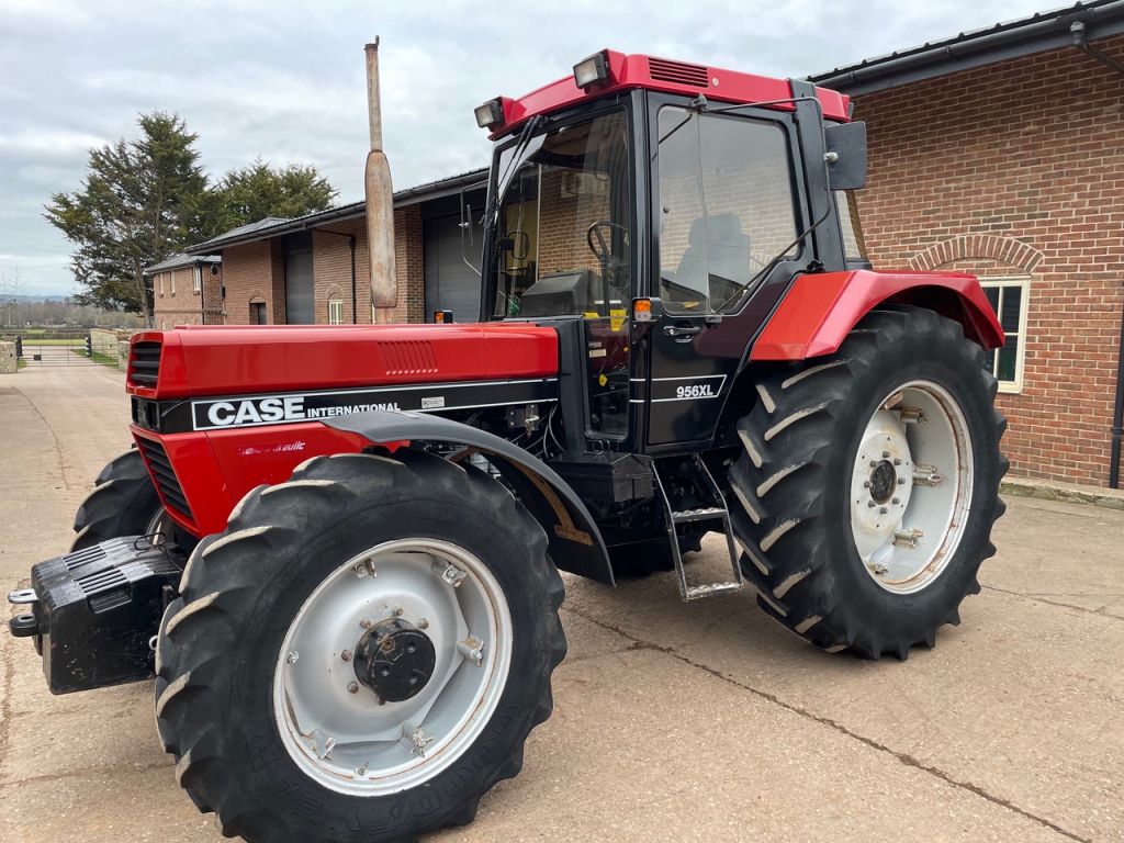 Case International 956XL