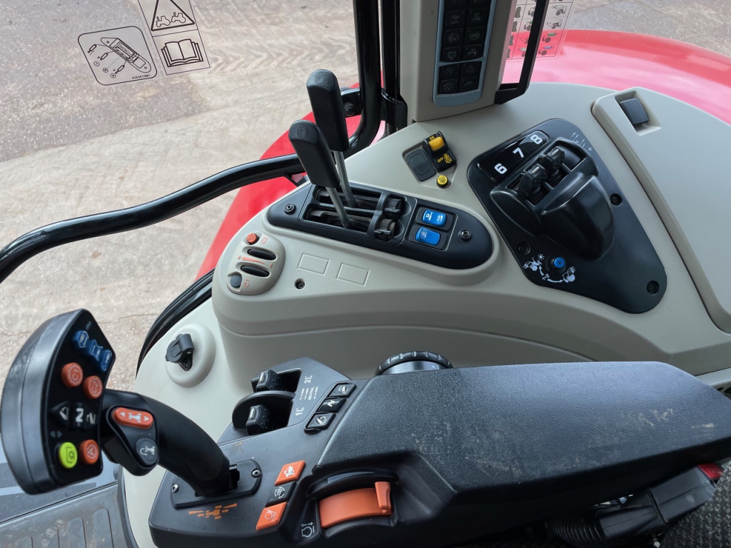 Massey Ferguson 7720S Efficient
