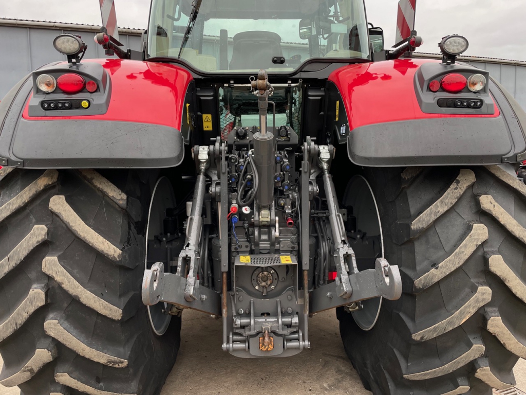 Massey Ferguson 8740S