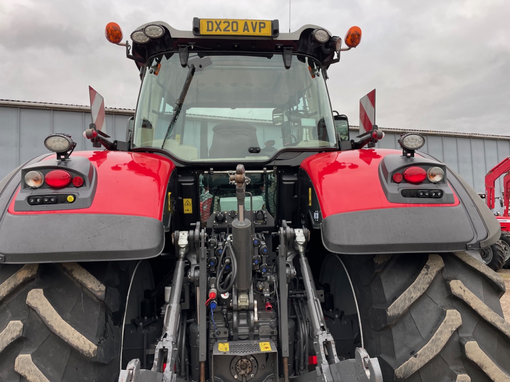 Massey Ferguson 8740S