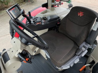 Massey Ferguson 8740S