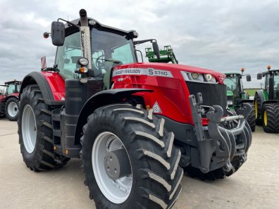 Massey Ferguson 8740S