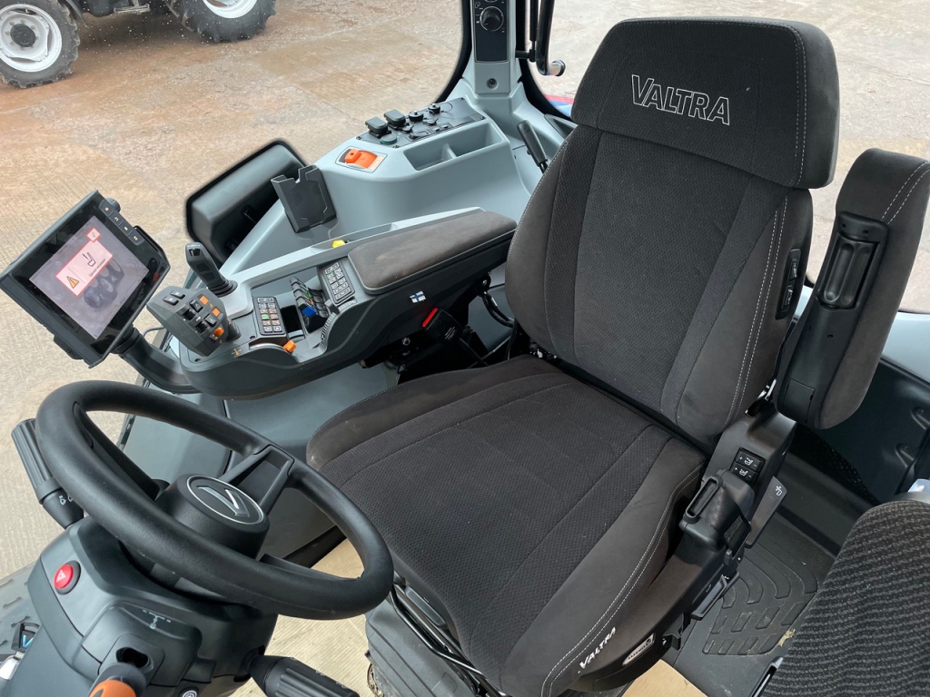 Valtra T235 Direct