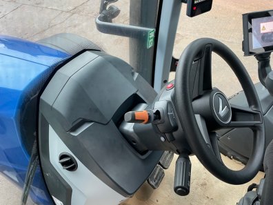 Valtra T235 Direct