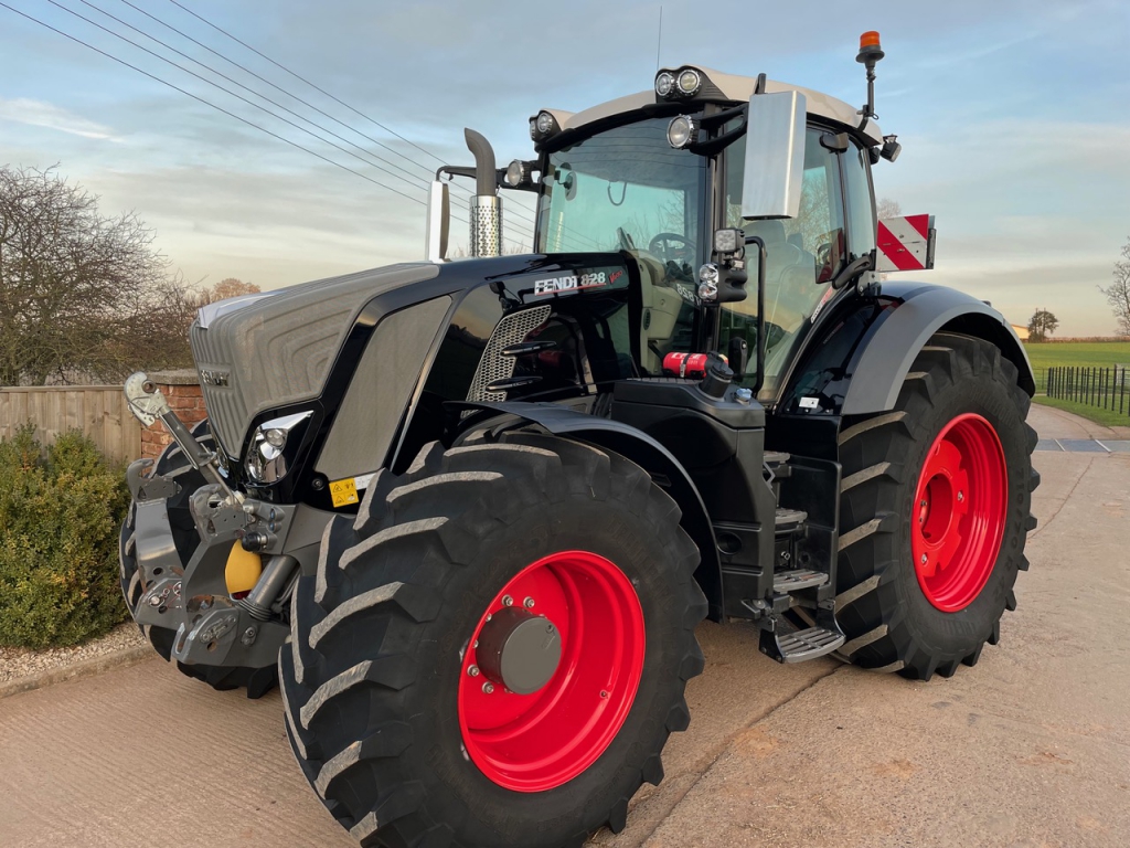 Fendt 828 Profi-Plus