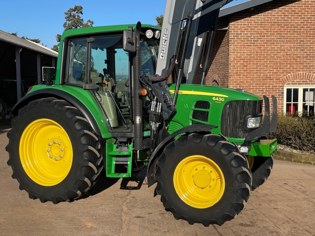John Deere 6430
