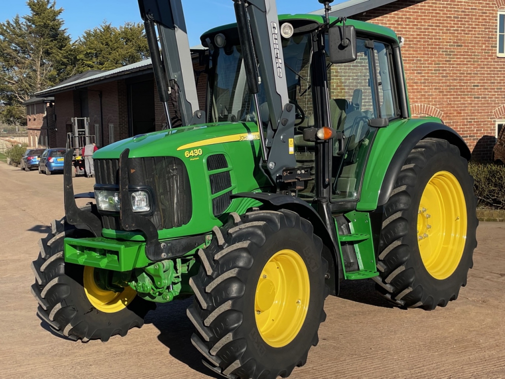 John Deere 6430