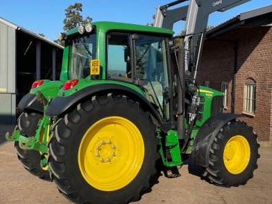 John Deere 6430
