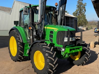 John Deere 6430