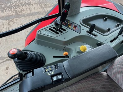 Massey Ferguson 6270