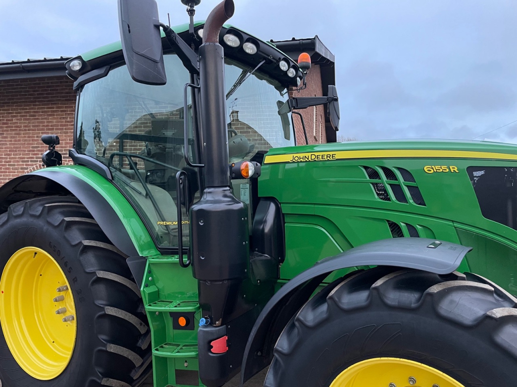 John Deere 6155R