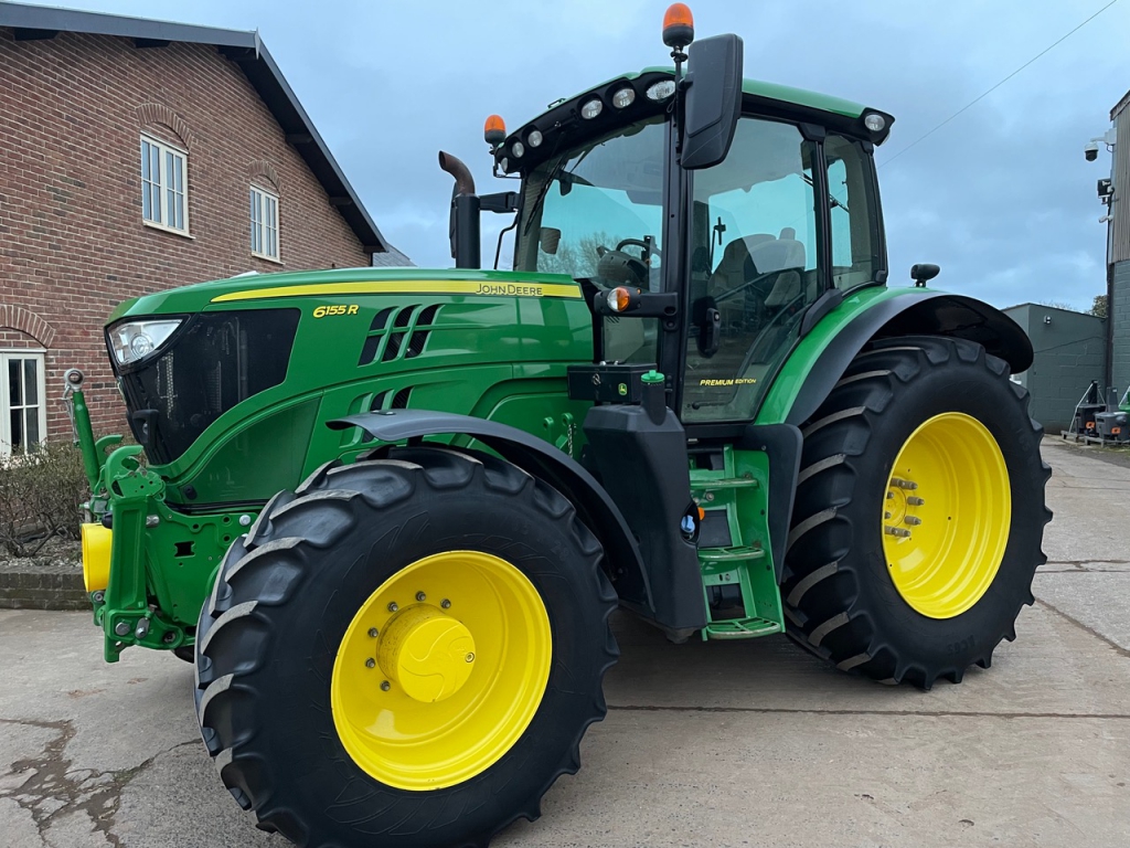 John Deere 6155R