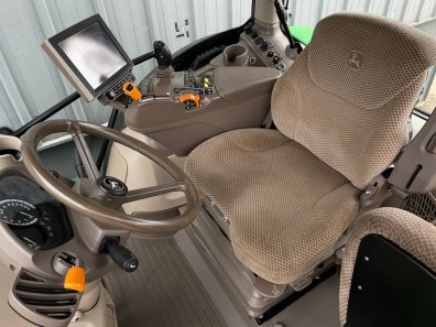 John Deere 6155R