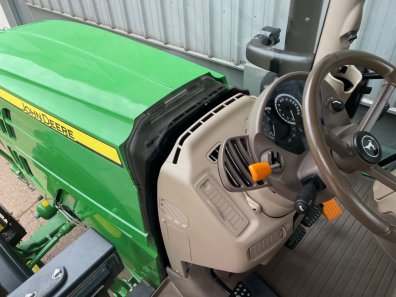John Deere 6155R