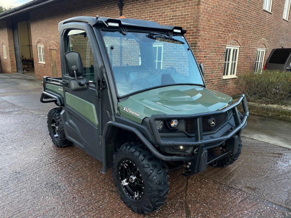 John Deere Gator XUV 865M Gator