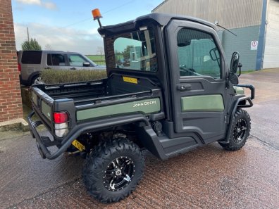 John Deere Gator XUV 865M Gator