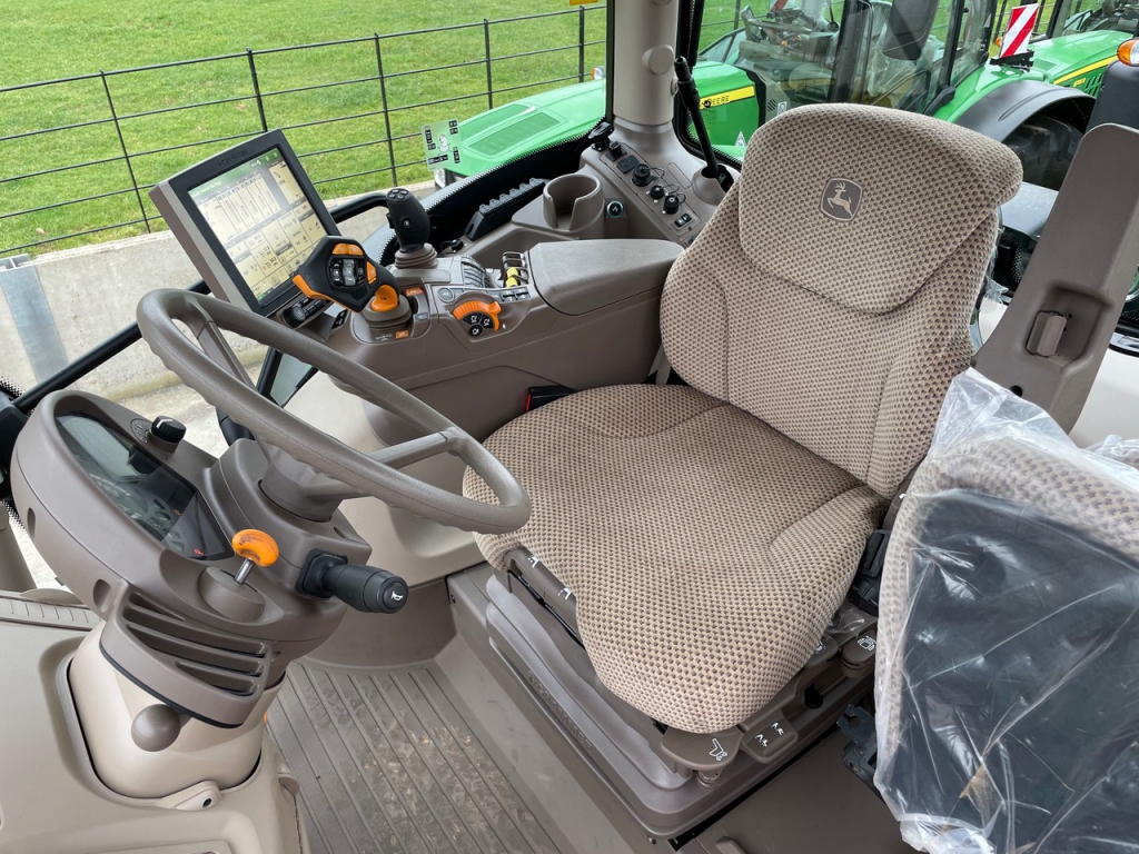 John Deere 6155R Ultimate