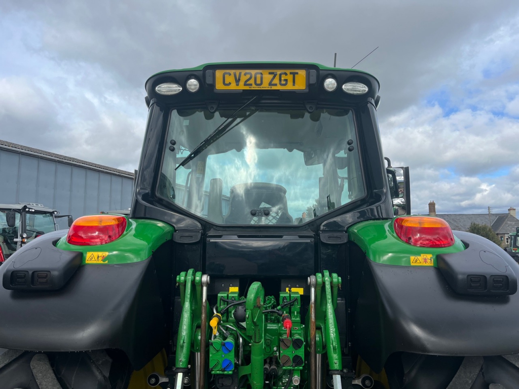 John Deere 6155M