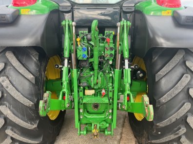 John Deere 6155M