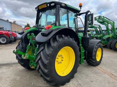 John Deere 6155M