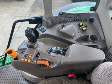 John Deere 6155M