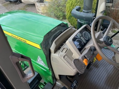 John Deere 6155M