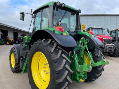 John Deere 6155M