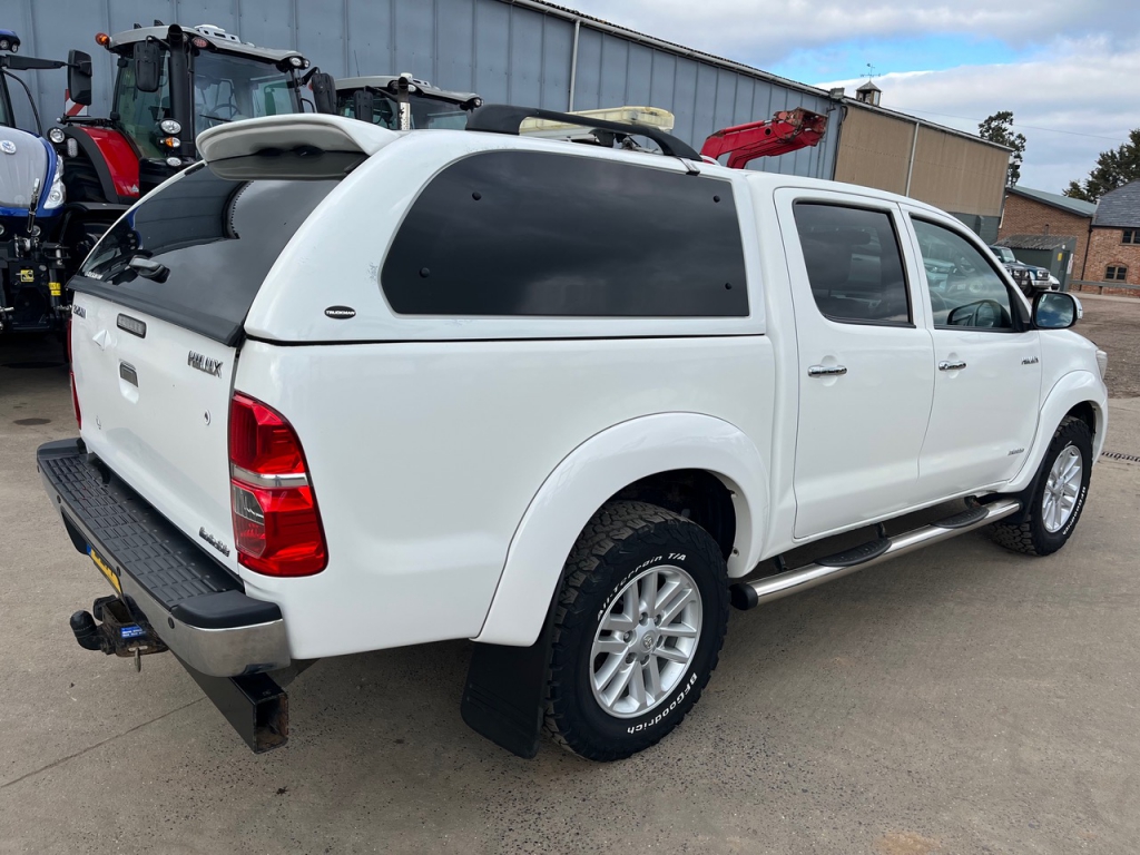 Toyota Hilux Invincible  3.0 Diesel