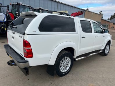 Toyota Hilux Invincible  3.0 Diesel