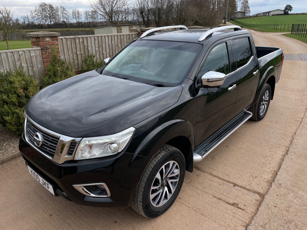 Nissan Navara Tekna 2.3 Diesel