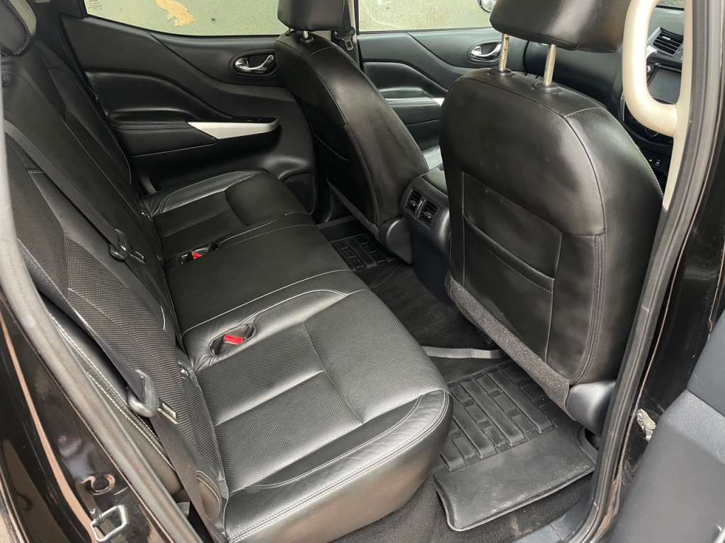Nissan Navara Tekna 2.3 Diesel