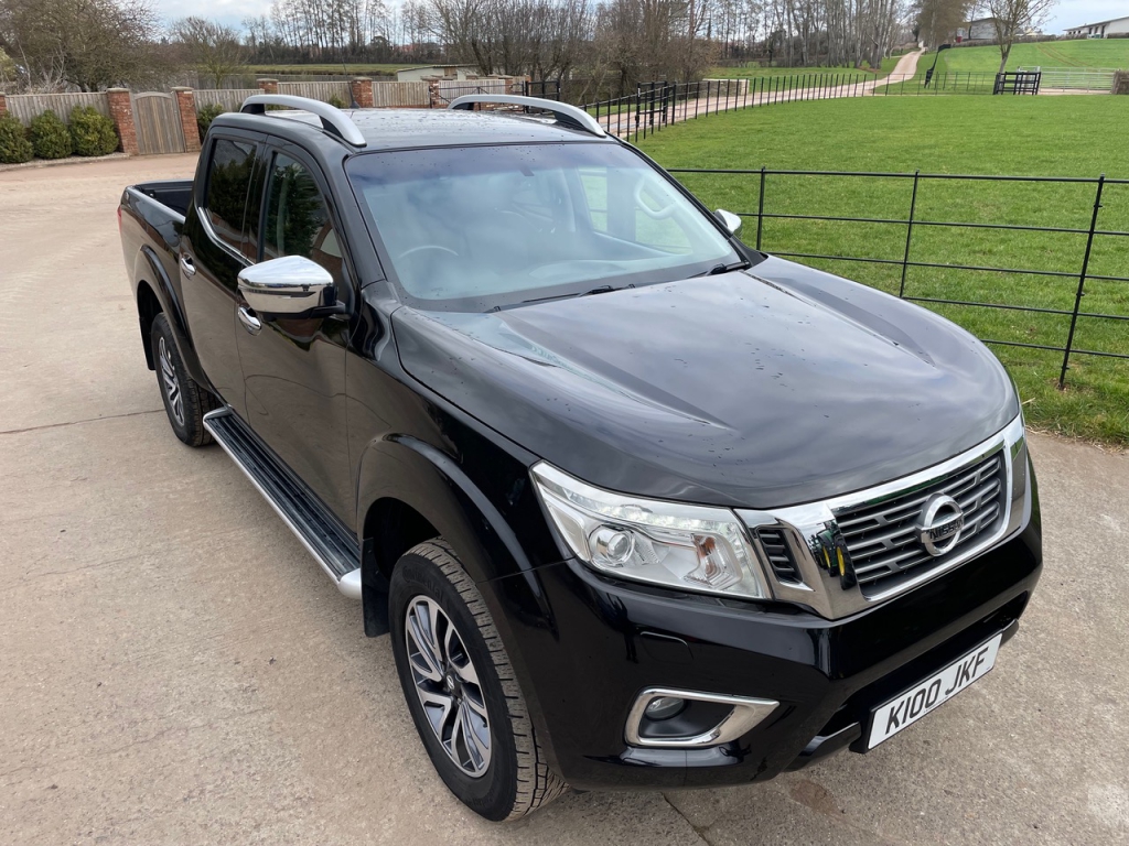 Nissan Navara Tekna 2.3 Diesel