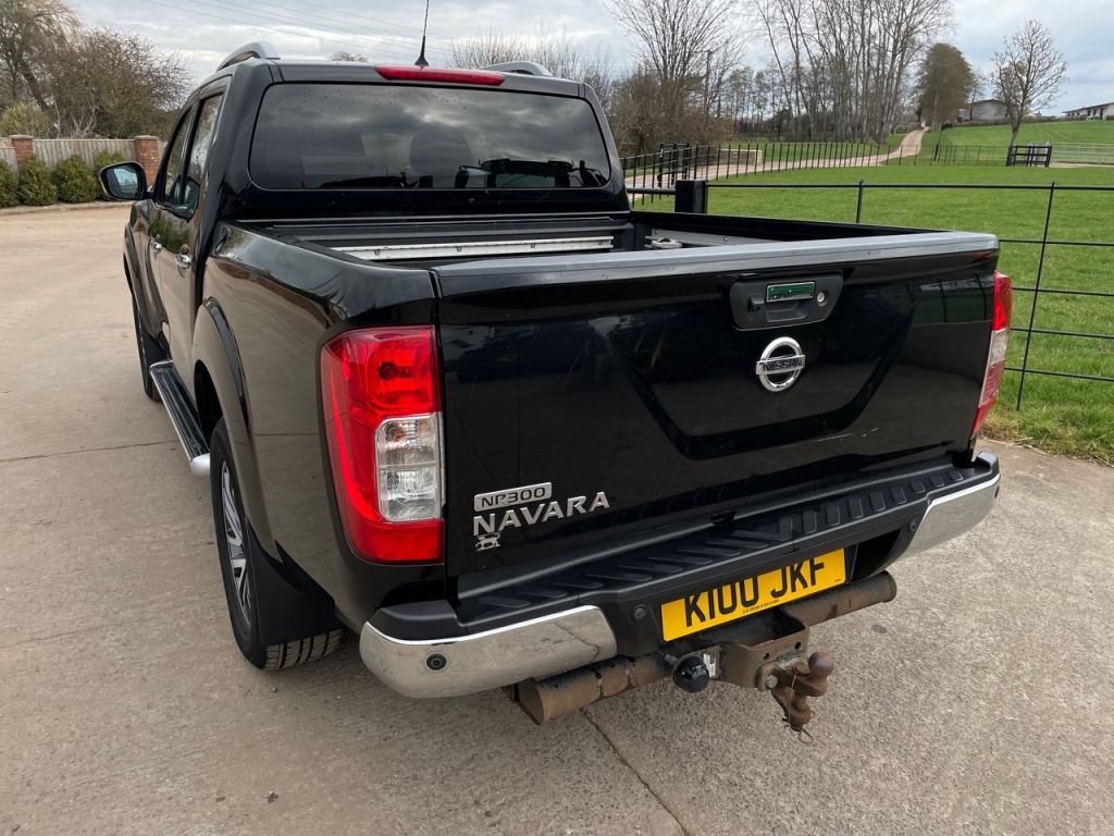 Nissan Navara Tekna 2.3 Diesel