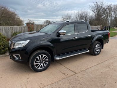 Nissan Navara Tekna 2.3 Diesel