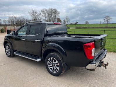 Nissan Navara Tekna 2.3 Diesel