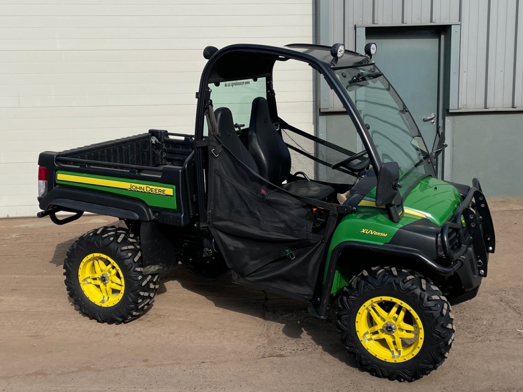 John Deere 855M Gator