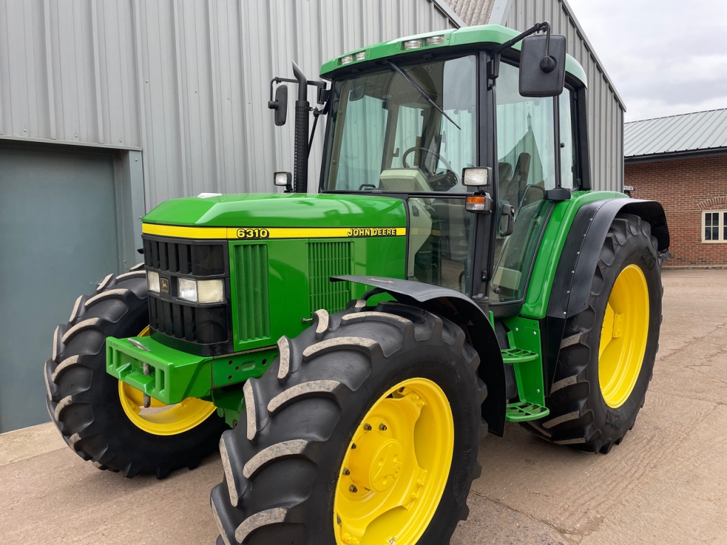 John Deere 6310