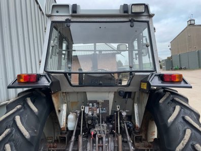 Massey Ferguson 365 Lo-Profile